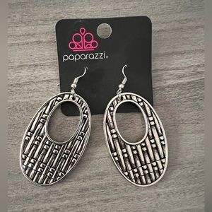 Silver Fashionable Paparazzi Women Earrings
